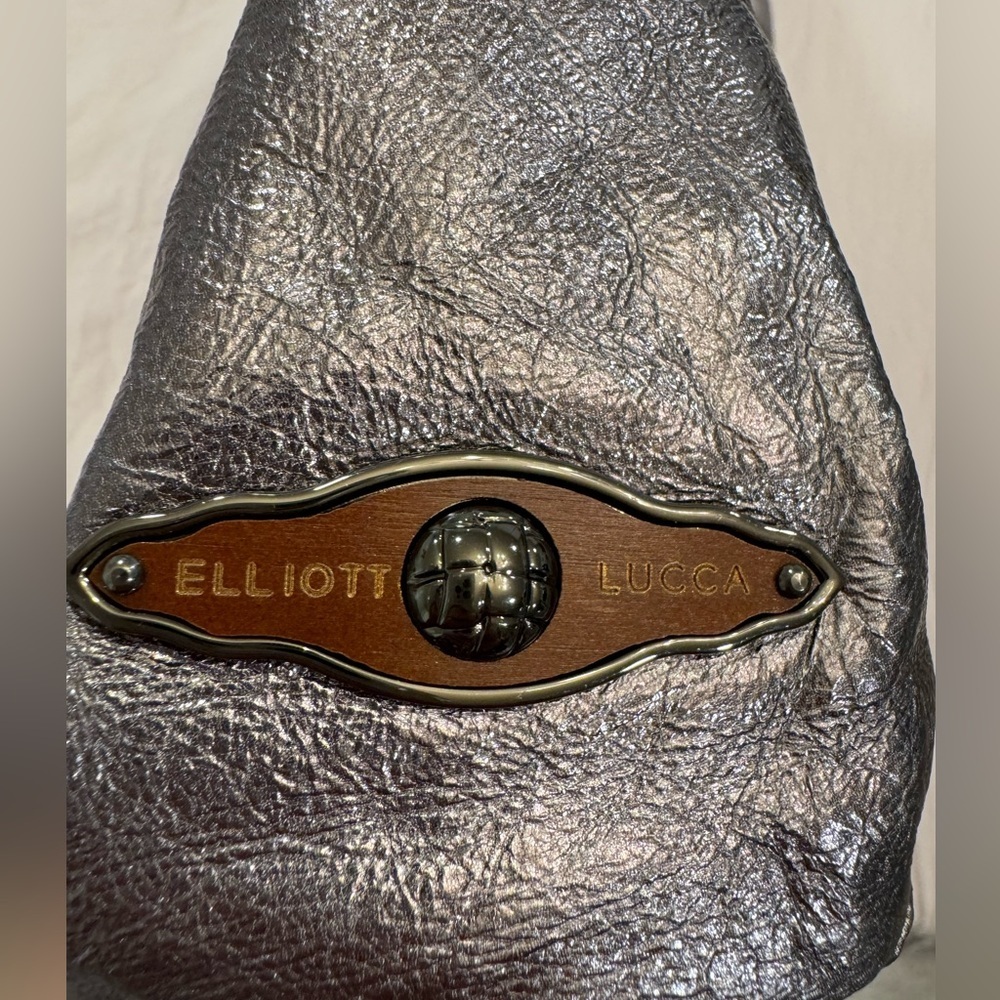 Elliott Lucca Metallic Silver Floral Leather Bag - Picture 13 of 16